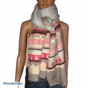 Gap acrylic/mohair blend blanket scarf